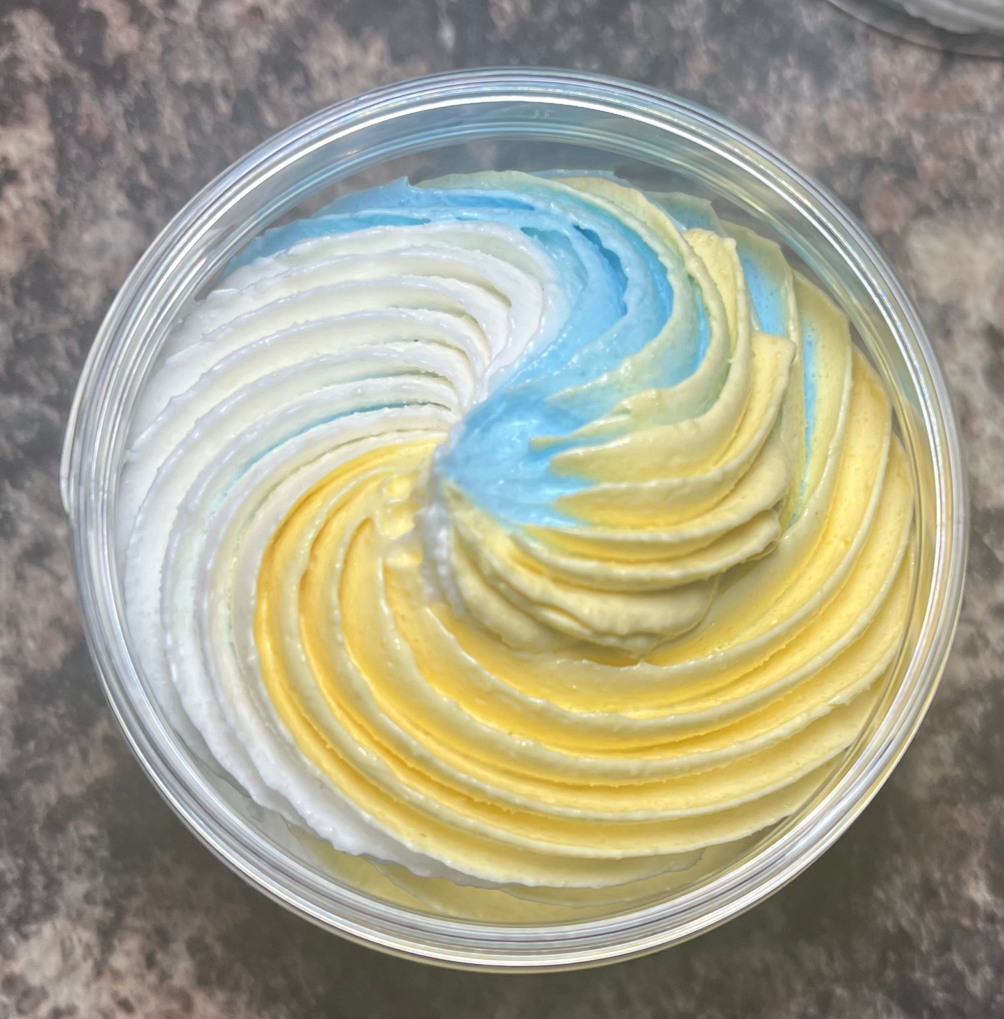 Lucian Kiss Body Butter